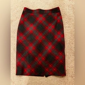 Red skirt